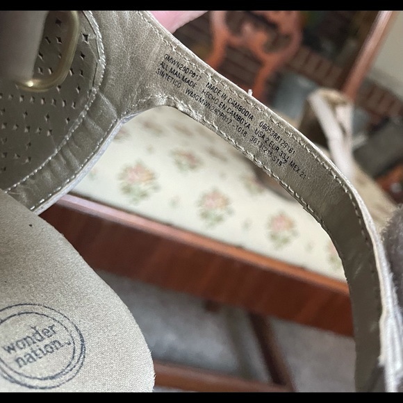 GUC Wonder Nation Heeled open toed Sandals - Picture 5 of 8